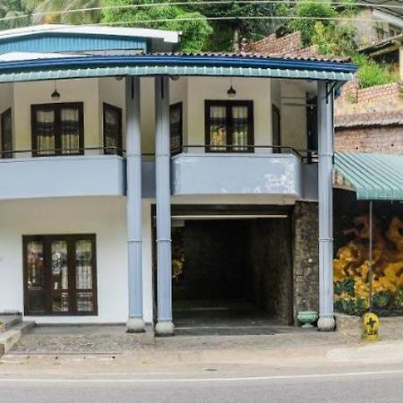 Kandy Paradise Hotel & Spa Gelioya Exterior photo